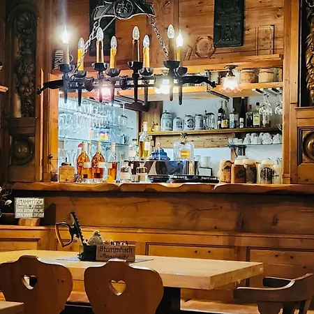 Gaestehaus Alter Keller Ξενοδοχείο 2*